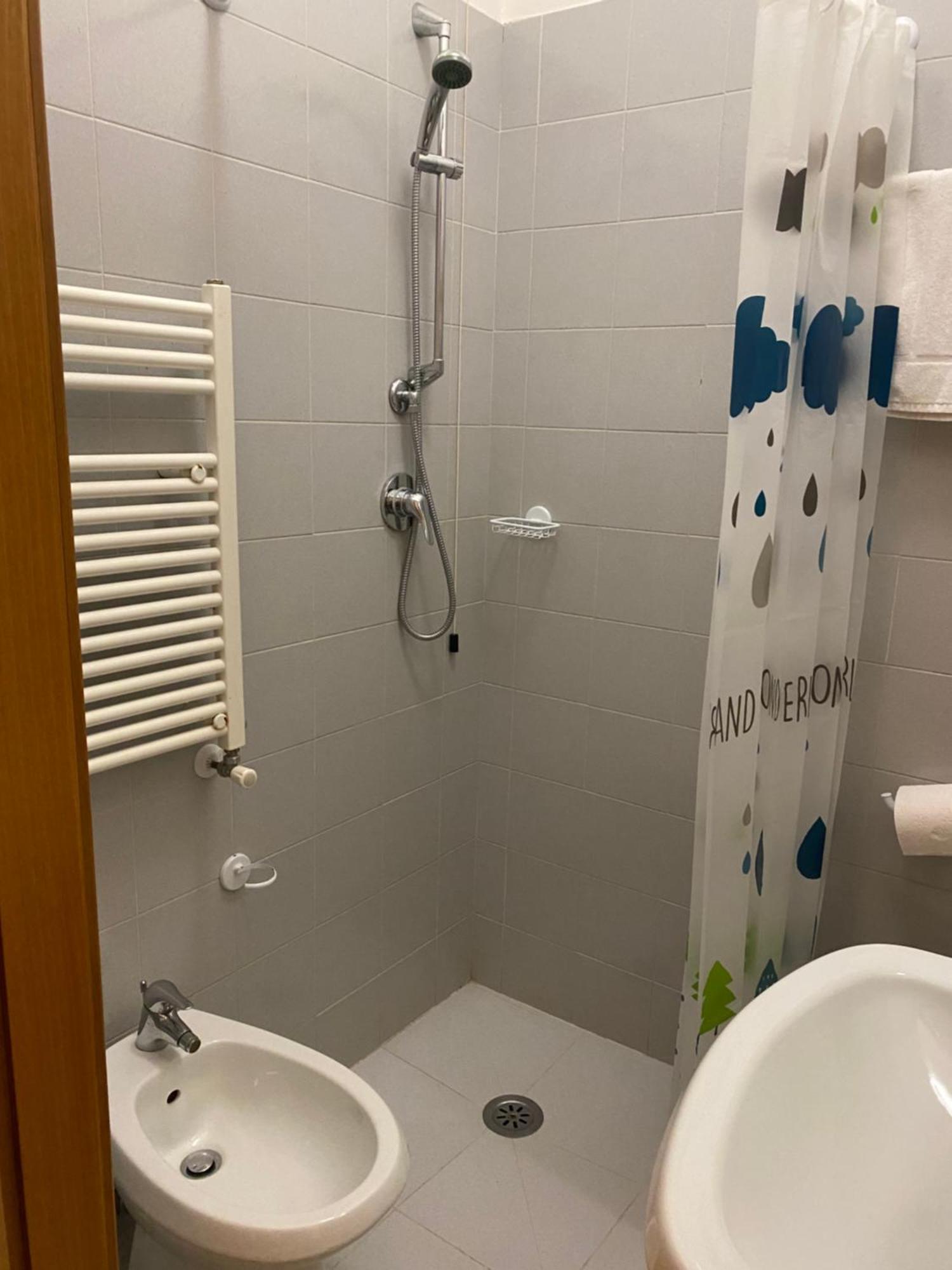 Hotel Ferrara Chianciano Terme Ngoại thất bức ảnh