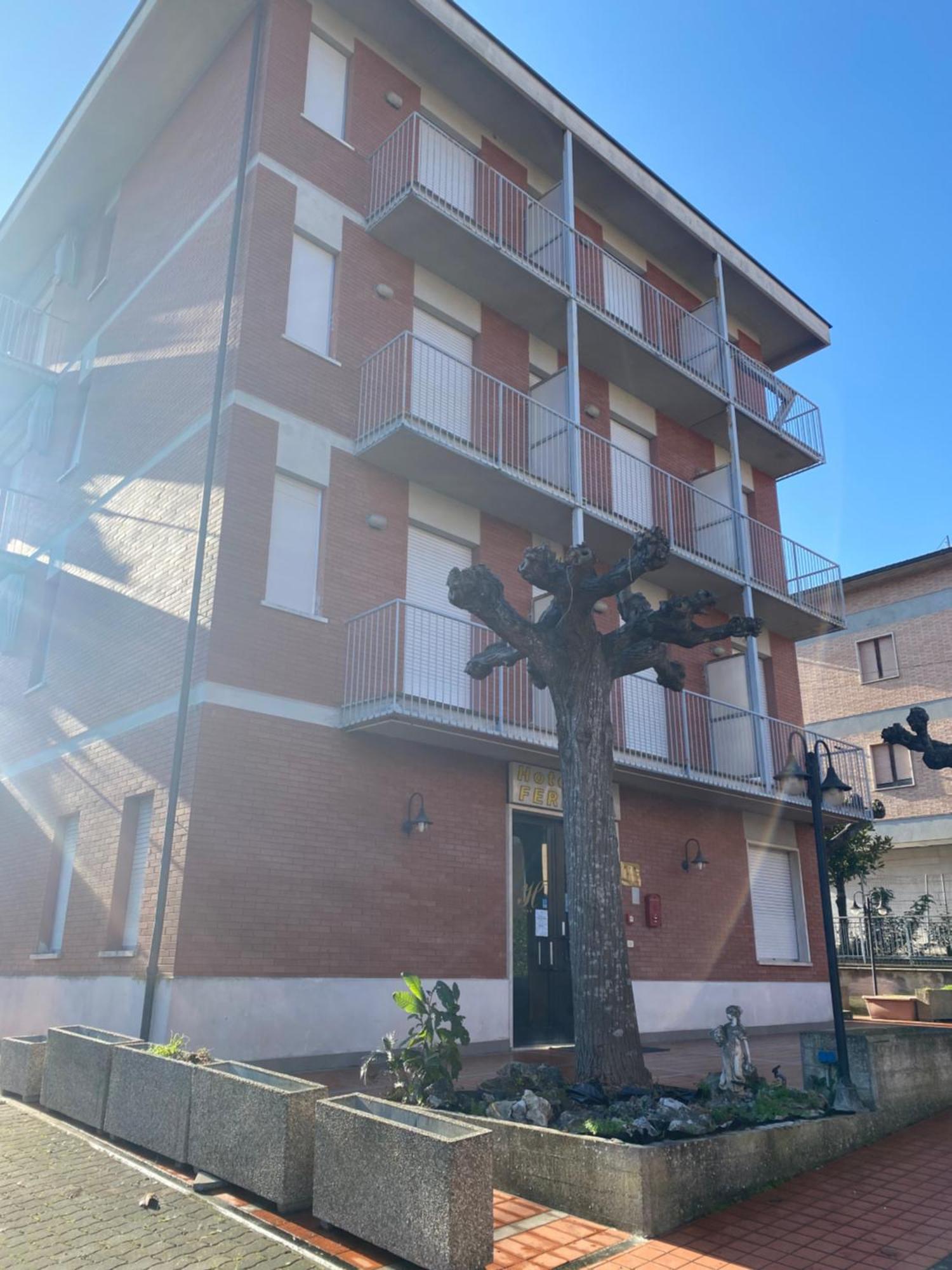 Hotel Ferrara Chianciano Terme Ngoại thất bức ảnh