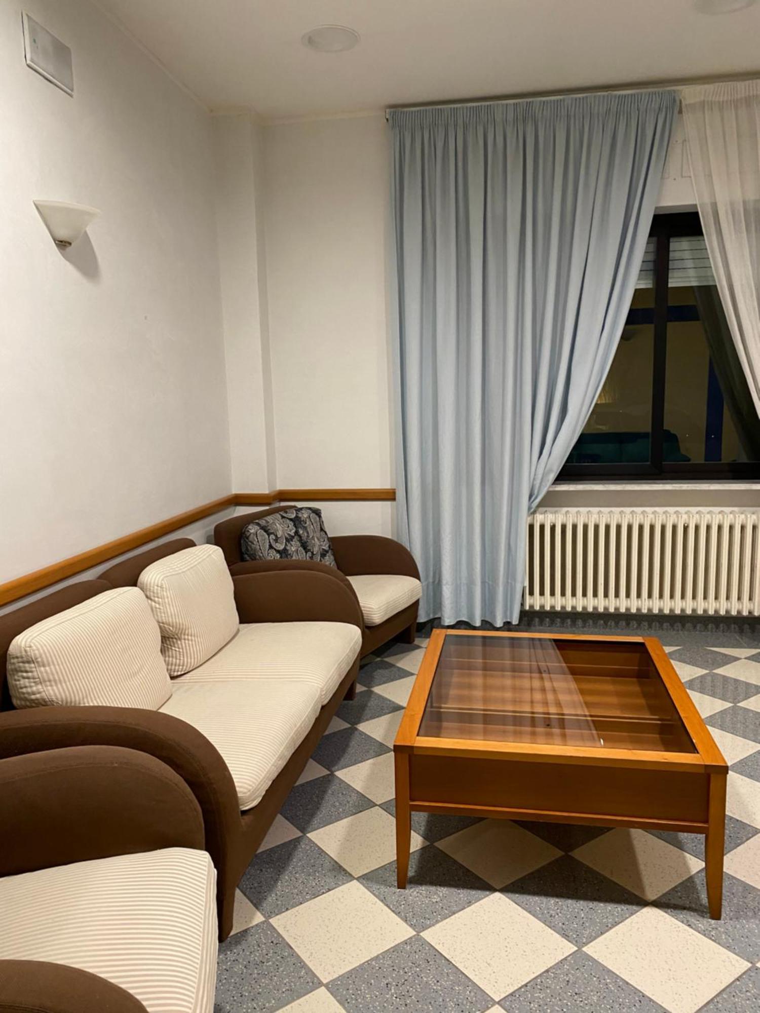 Hotel Ferrara Chianciano Terme Ngoại thất bức ảnh