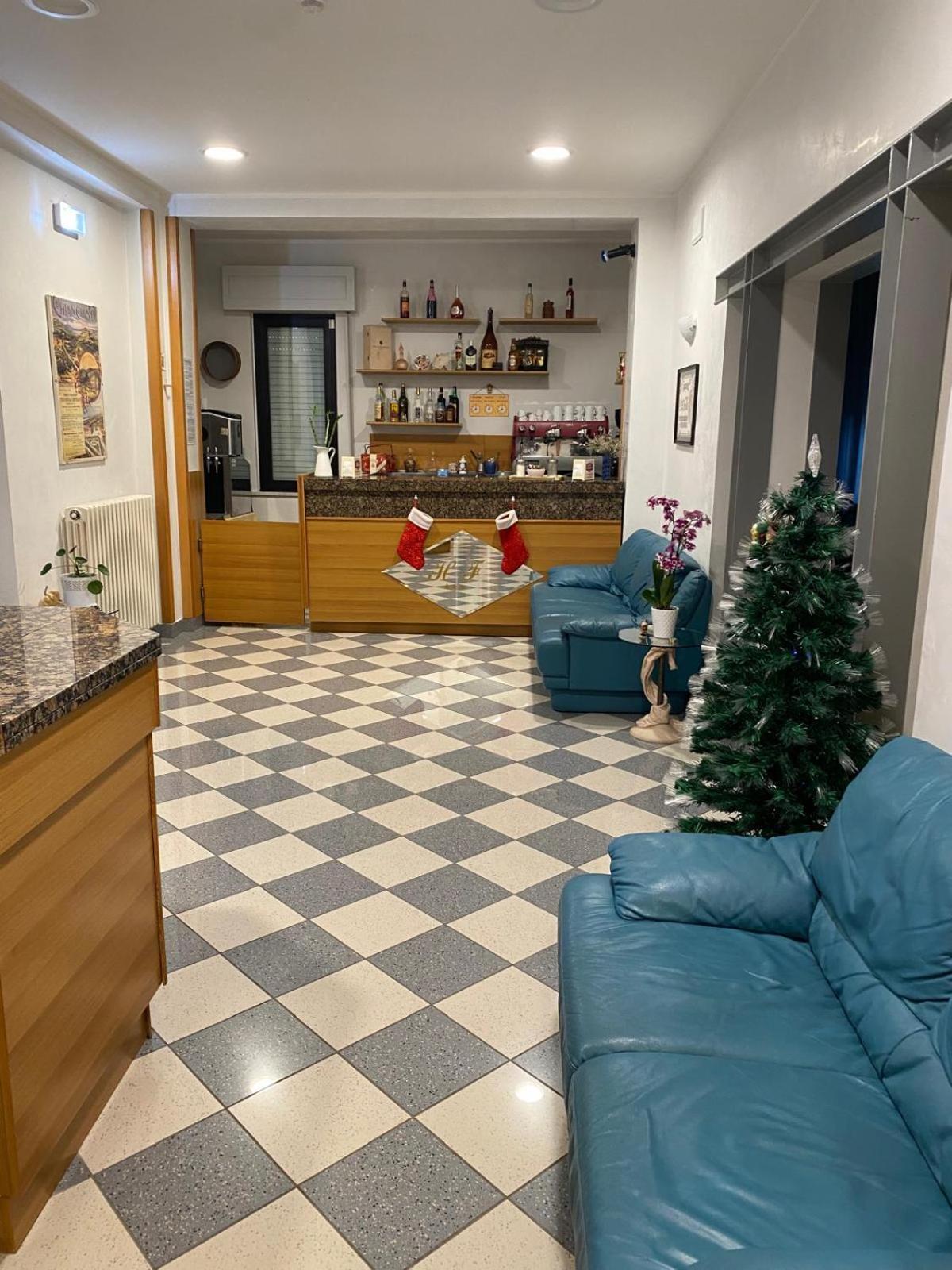 Hotel Ferrara Chianciano Terme Ngoại thất bức ảnh