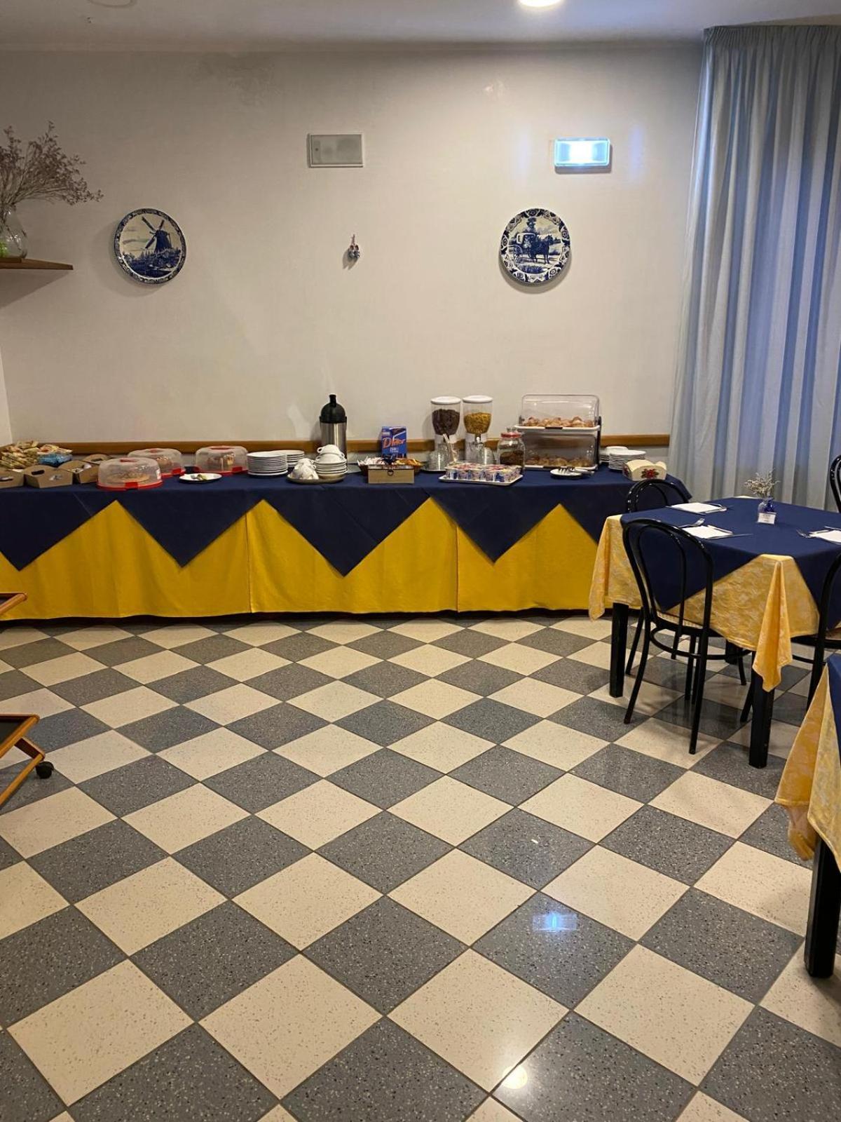 Hotel Ferrara Chianciano Terme Ngoại thất bức ảnh